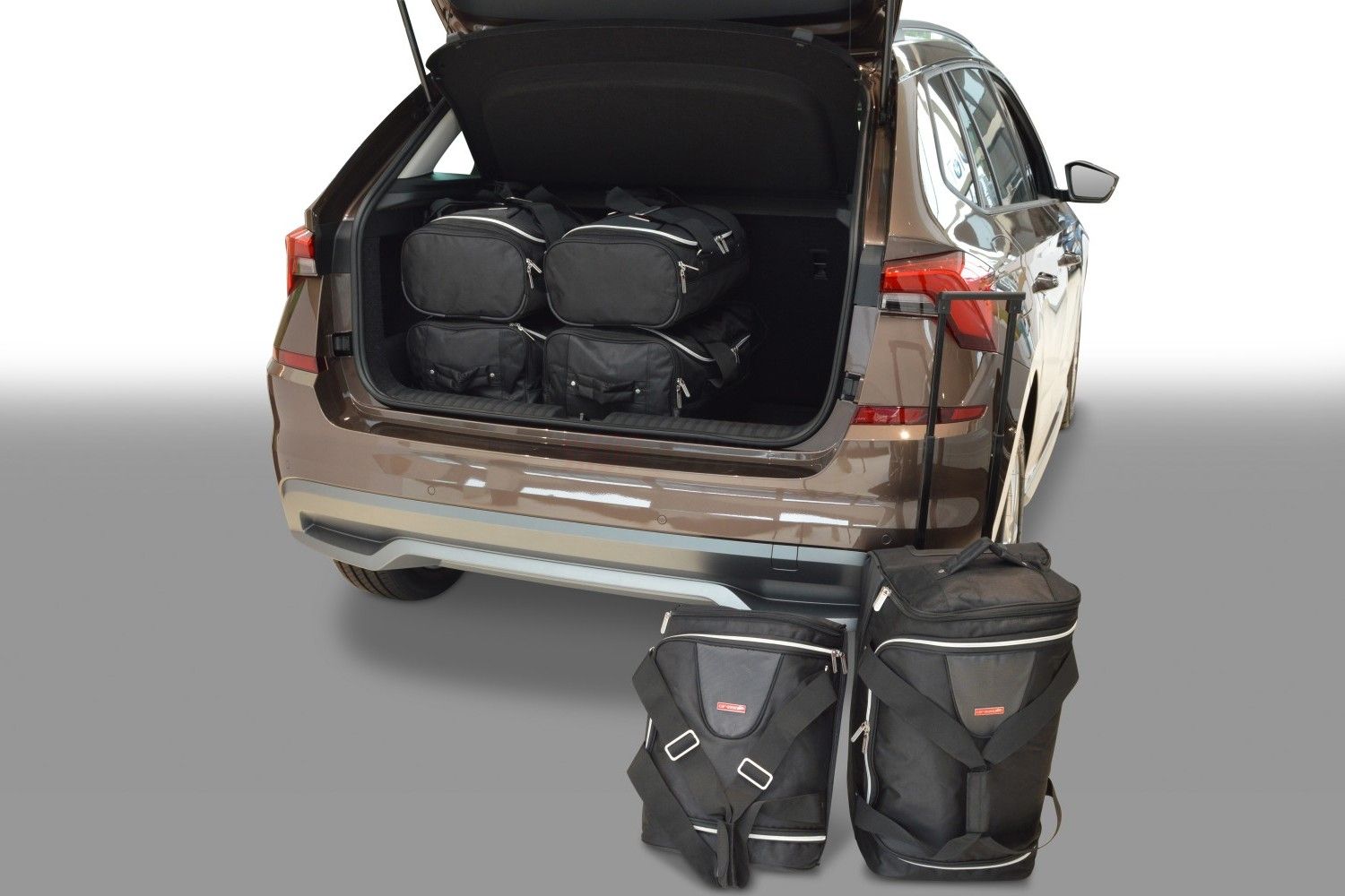Travel bags fits Skoda Kamiq tailor made (6 bags), Time and space saving  for € 379, Perfect fit Car Bags