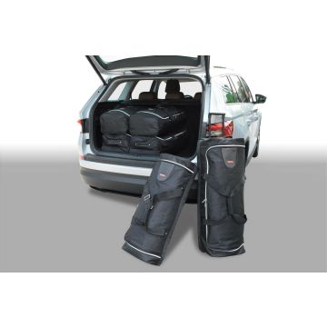 Set di borse da viaggio realizzato su misura per Skoda Kodiaq 5-seat version with spare wheel 2017-attuale