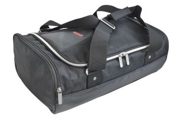 Travel bags tailor made for Toyota Yaris Cross (XP210) 2020-current