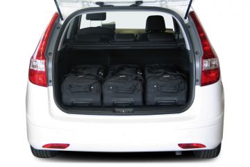 Reistassen set op maat gemaakt voor Hyundai i30 CW (FD/FDH) 2008-2012